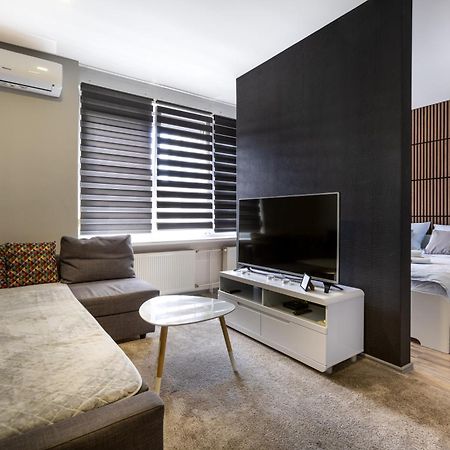 Studio Apartment Baltazar Zagreb Centre Bagian luar foto