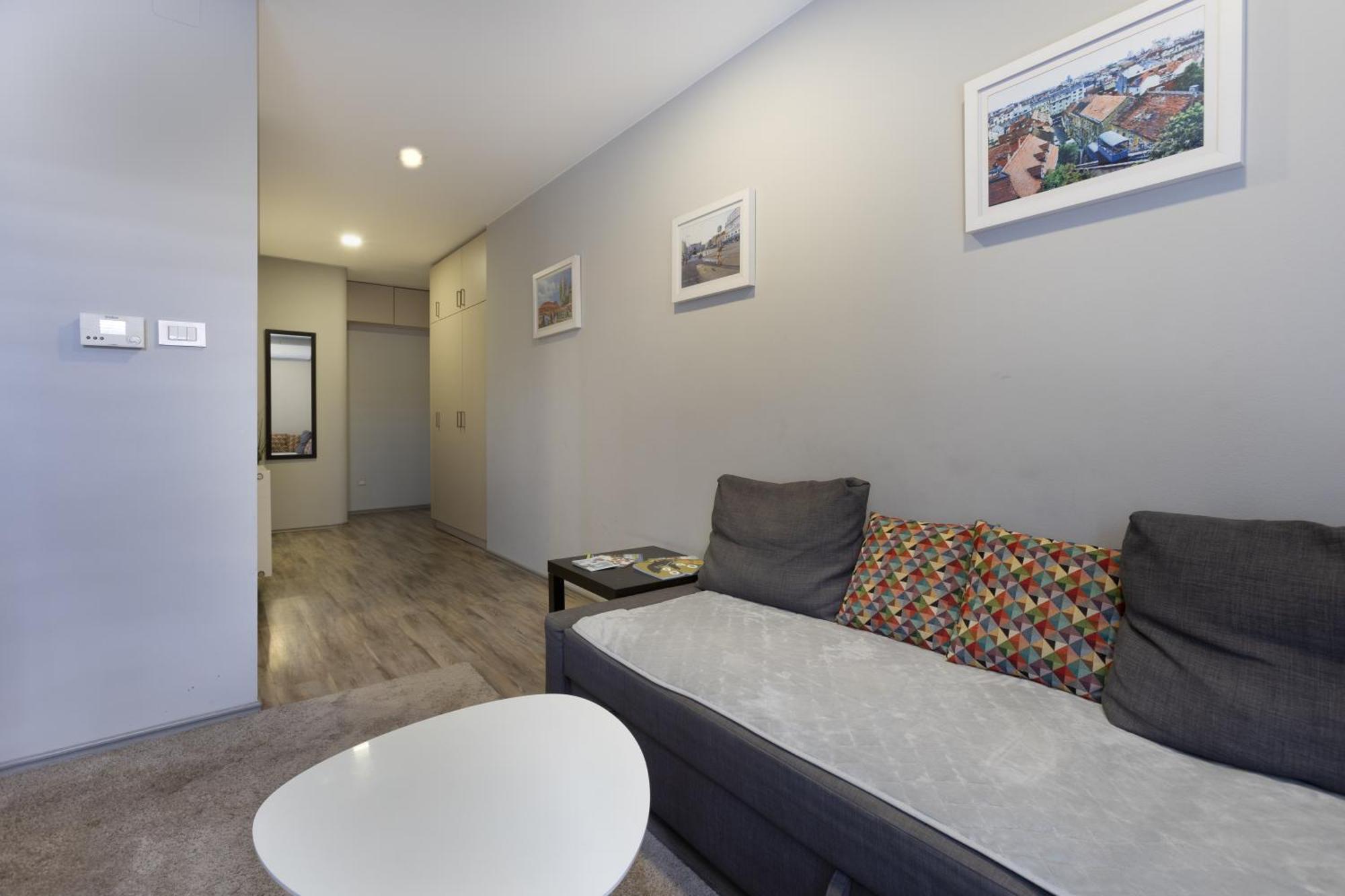 Studio Apartment Baltazar Zagreb Centre Bagian luar foto